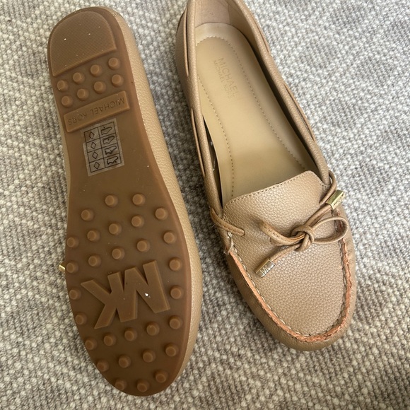 Michael Kors Loafers - Picture 4 of 5